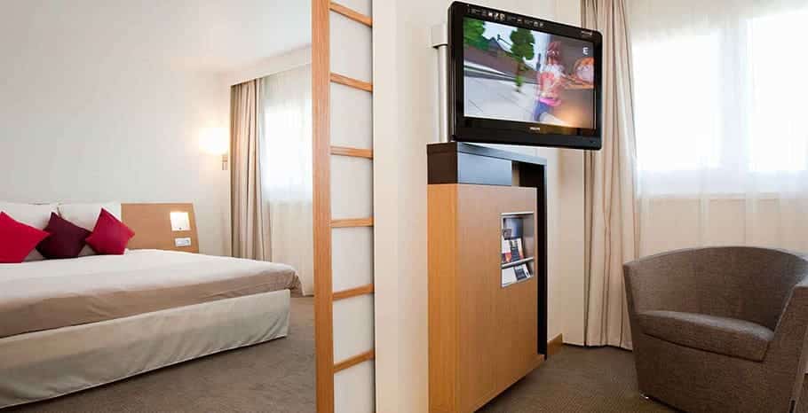 Novotel Saint-Quentin in Yvelines Hotel Suite