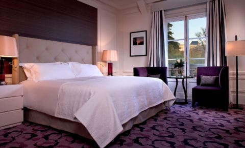 Trianon-Palace-Versailles---Deluxe-King-room--Garden-view